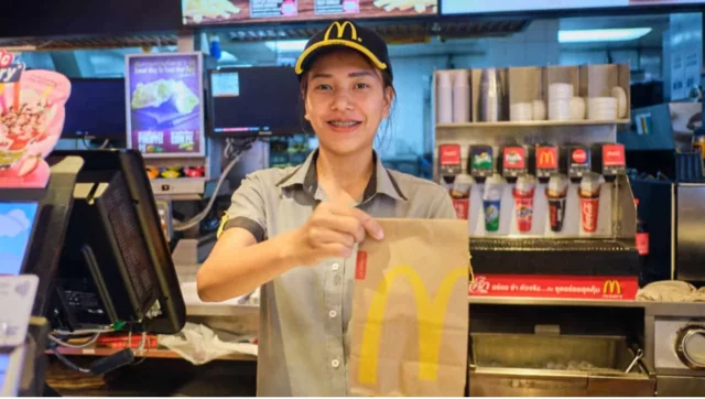 Vaga para Atendente no McDonald's